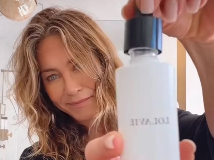 Jennifer Aniston Liquid Botox